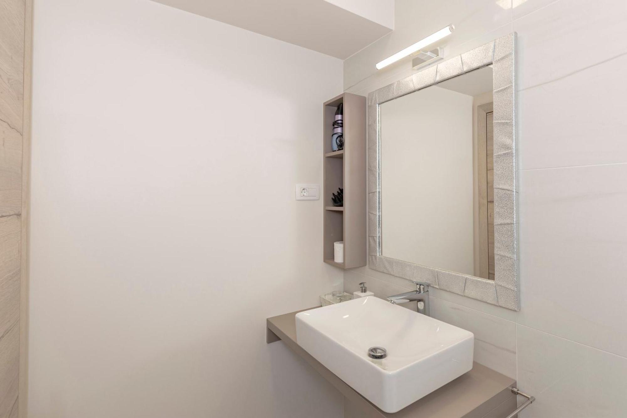 Rooms S Center Slovenske Konjice Exterior foto
